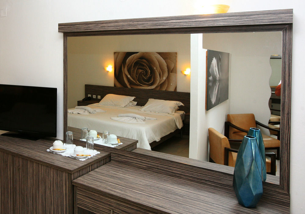 Eurohotel Katrin Hotel & Bungalows (Adults Only) Iraklio Eksteriør bilde